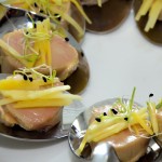 Botons de Foie amb làmines de Mango